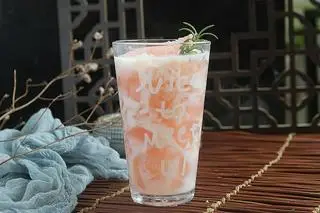 Hình ảnh Yakult đào