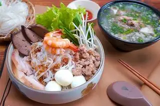 Hình ảnh Hủ tiếu Sa Đéc thập cẩm - nước