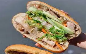 Hình ảnh Bánh mì chả