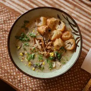 Hình ảnh Cháo Nấm Quẩy/ Mushroom Congee- Must Try!