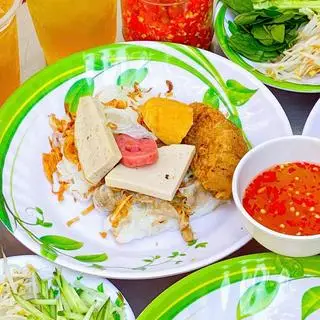 Hình ảnh Bánh cuốn đầy đủ