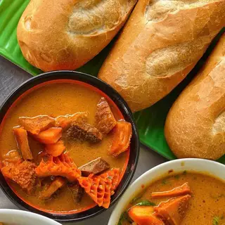 Hình ảnh Phá lấu bánh mì