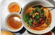 Hình ảnh Phá lấu bò mì gói