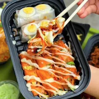 Hình ảnh Bánh tráng cuộn mix 2 loại