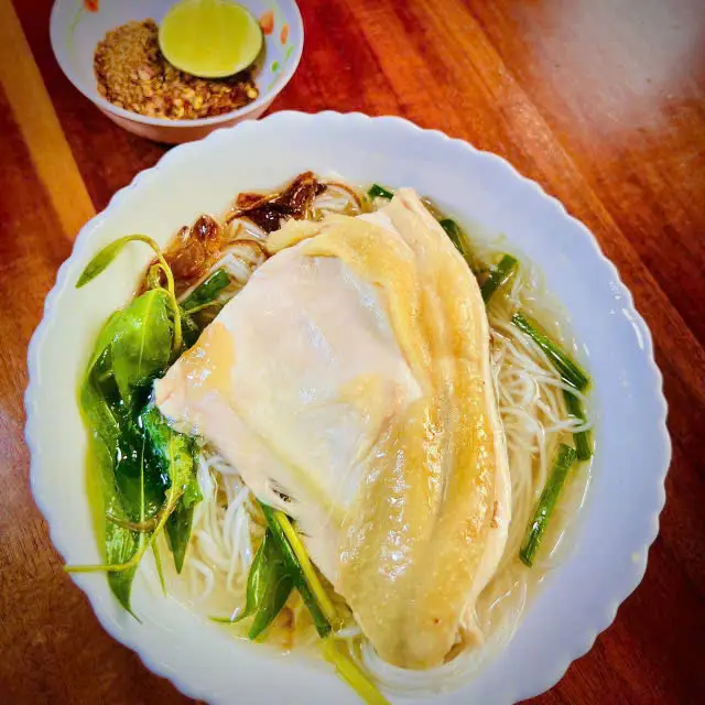 Hình ảnh Bún gạo ức gà