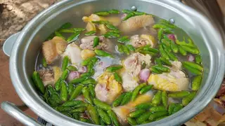 Hình ảnh Gà tiềm ớt hiểm