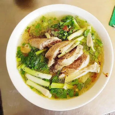Hình ảnh Hủ Tiếu & Miến Gà Xé A Thanh - Phạm Thế Hiển