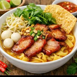 Hình ảnh Mì Quảng thịt xíu