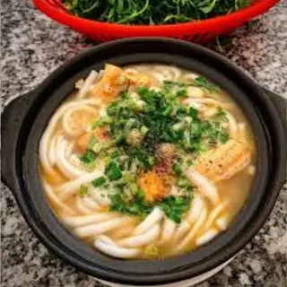 Hình ảnh Bánh canh cá lóc tô đất thường
