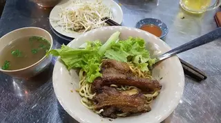 Hình ảnh Mì Sụa sườn non nướng - khô
