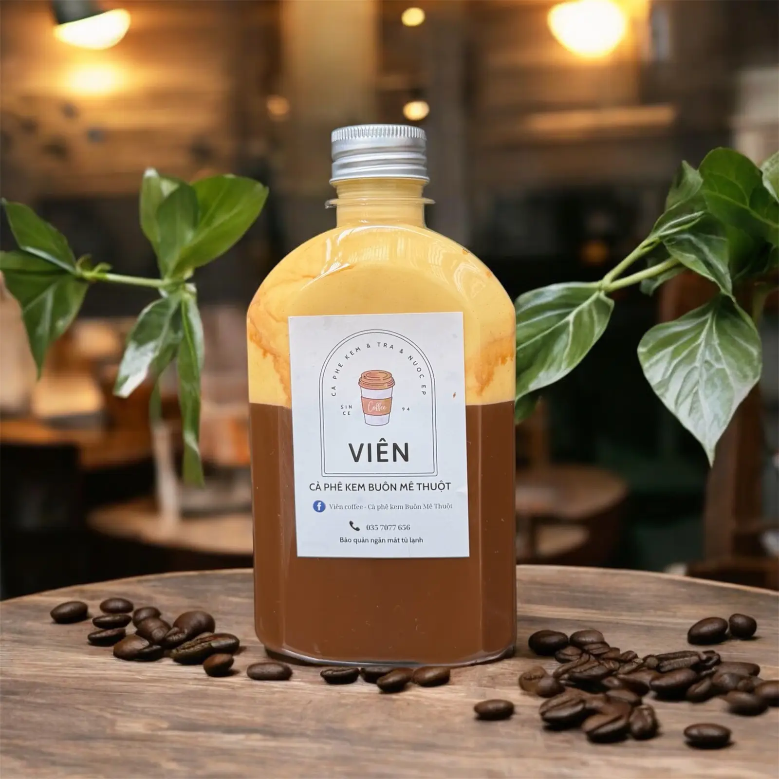 Hình ảnh Cà phê kem trứng chai 330ml