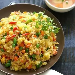 Hình ảnh Cơm Dương Châu chay