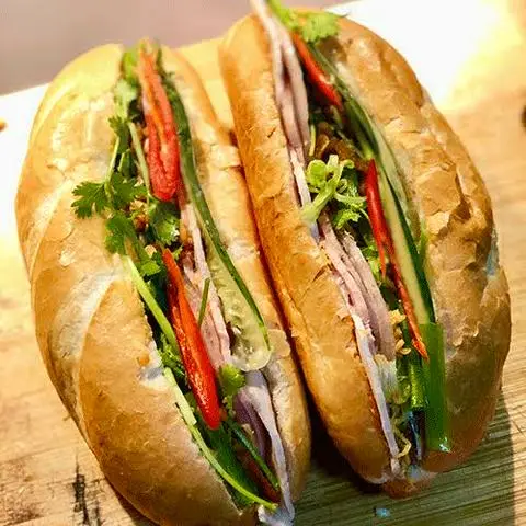 Hình ảnh Xôi Chim - Bánh Mì - Tân Sơn