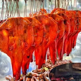 Hình ảnh Vịt quay da giòn tỳ bà - 1 con
