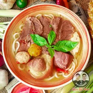 Hình ảnh Bún bò Huế bát đậm đà