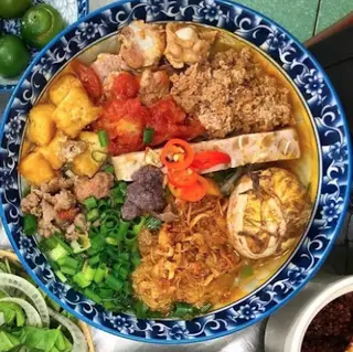 Hình ảnh Bún riêu bò - giò - trứng