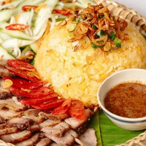 Hình ảnh Xôi Gà - Cô Ba Uyên - Huỳnh Văn Nghệ
