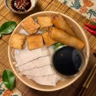 Hình ảnh Bún nước tương đậu thịt chả giò