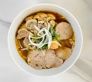 Hình ảnh Bún bò giò 5T