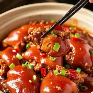 Hình ảnh Giò heo (红烧猪脚)