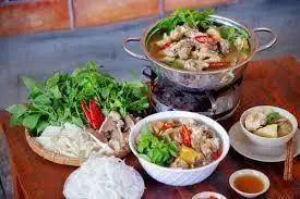 Hình ảnh Lẩu gà lá é - size 3 - 4 người ăn