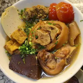 Hình ảnh Bún riêu cua giò