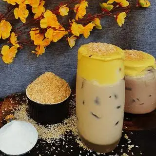 Hình ảnh Trà sữa phô mai kem dừa nướng trân châu 