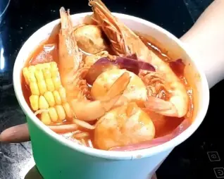 Hình ảnh Mỳ lẩu cốc full topping