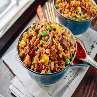 Hình ảnh Cơm chiên xào bò
