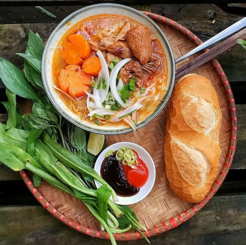 Hình ảnh Bò Kho Cô Mười - Âu Cơ