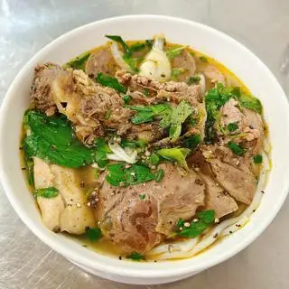 Hình ảnh Bún bò Thập Cẩm & Sườn Bò