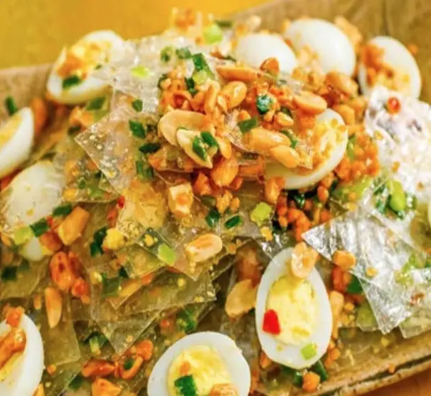 Hình ảnh Bánh tráng sate tỏi - trứng