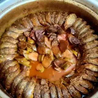 Hình ảnh Cá diếc kho tương