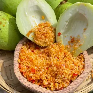 Hình ảnh Xoài non muối tôm 300gr
