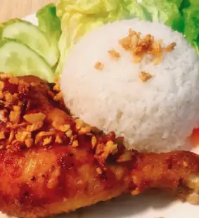Hình ảnh Cơm gà mắm tỏi 