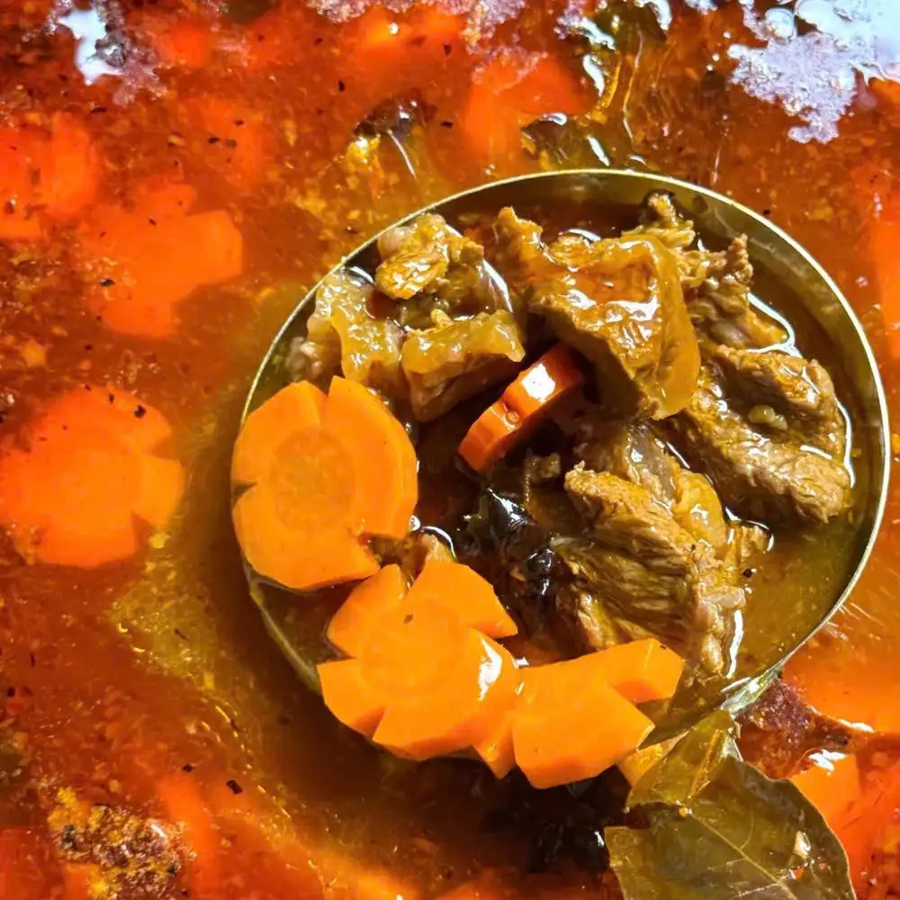 Hình ảnh Chén bò kho thêm