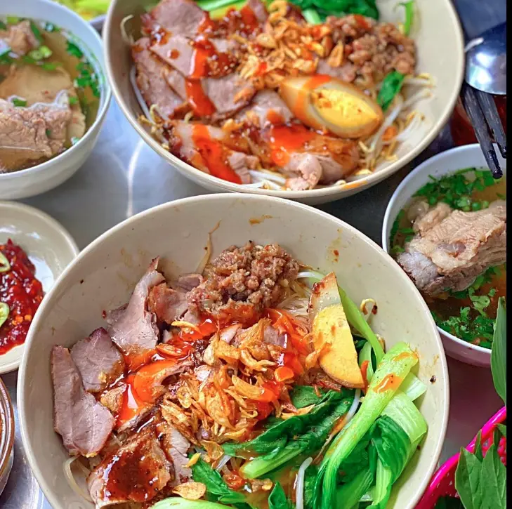 Hình ảnh Quyền Ký Mì Gia - Nguyễn Thái Học