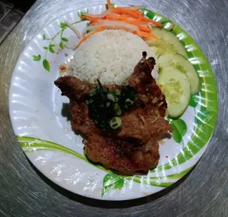 Hình ảnh Cơm tấm sườn miếng