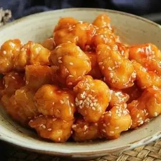 Hình ảnh Gà viên sốt phomai trứng muối