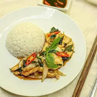 Hình ảnh Cơm gà lá quế