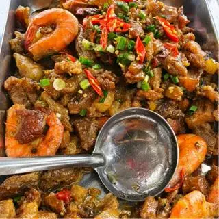Hình ảnh Cơm thịt rim tôm