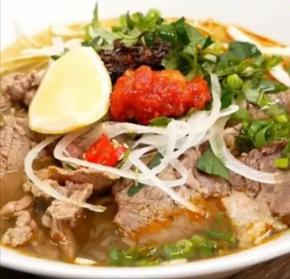 Hình ảnh Bún bò tái