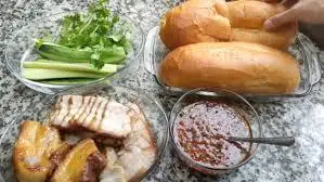 Hình ảnh Bánh mì thịt khìa