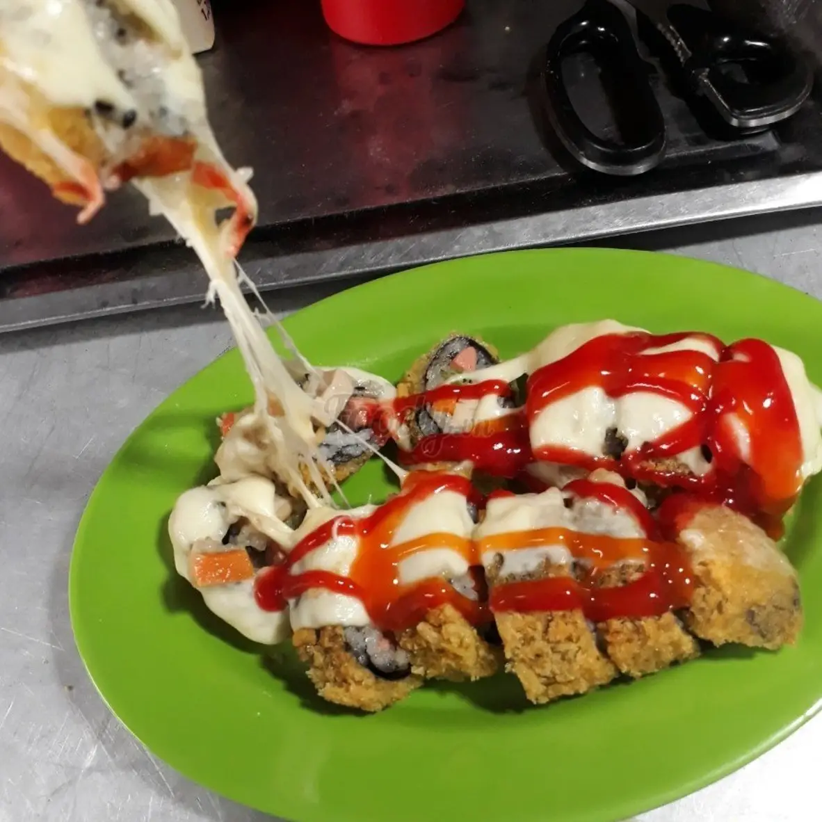 Hình ảnh Kimbap chiên phô mai