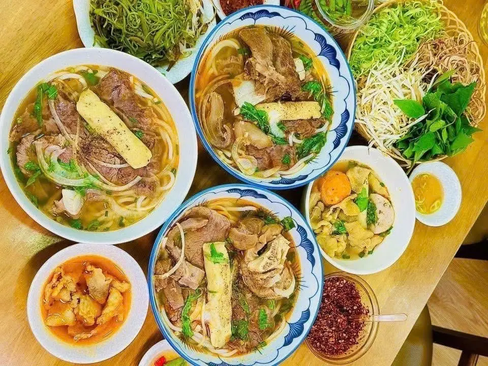 Hình ảnh Bún Bò Huế Vỹ Dạ - Huỳnh Tấn Phát