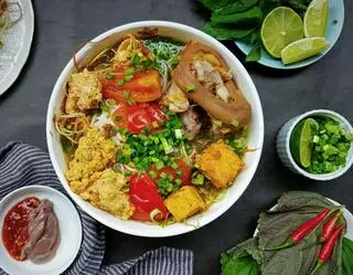 Hình ảnh Bún riêu đầy đủ không bò