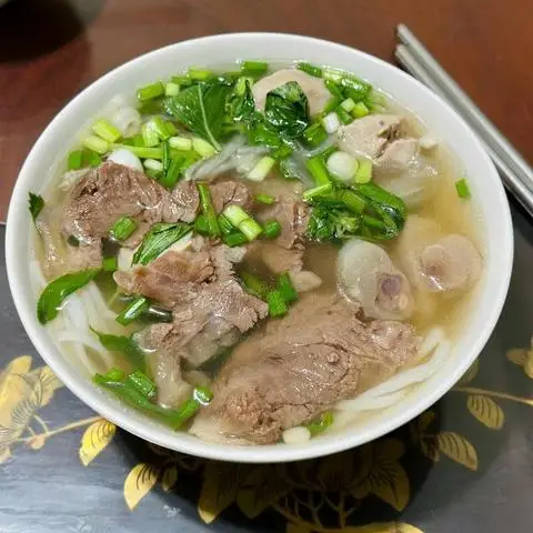 Hình ảnh Phở Ngọc - Quách Điêu
