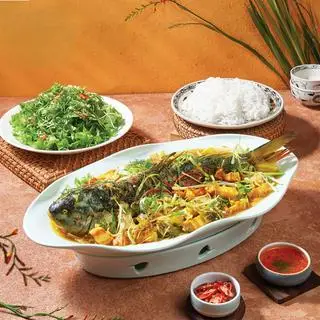 Hình ảnh Cơm cá om dưa