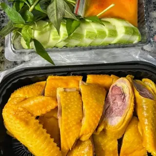 Hình ảnh Gà ủ muối nửa con