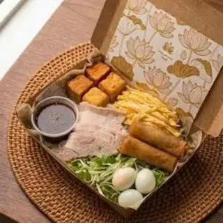 Hình ảnh Bún nước tương đặc biệt chả giò